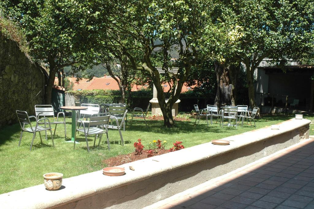 Albergue Roots & Boots Santiago de Compostela Exterior photo